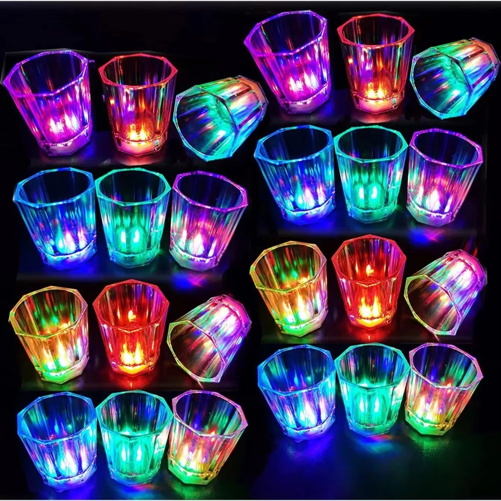 Lot de 12/24 verres à shot lum - Glow In The Dark Party Glasses avis et prix